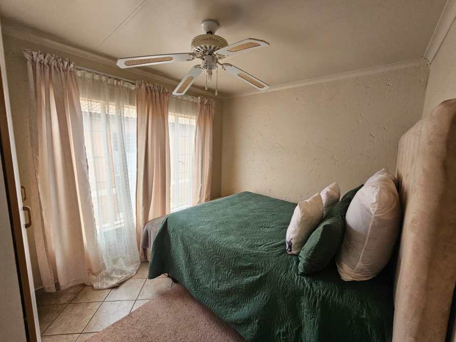 2 Bedroom Property for Sale in Vaalpark Free State